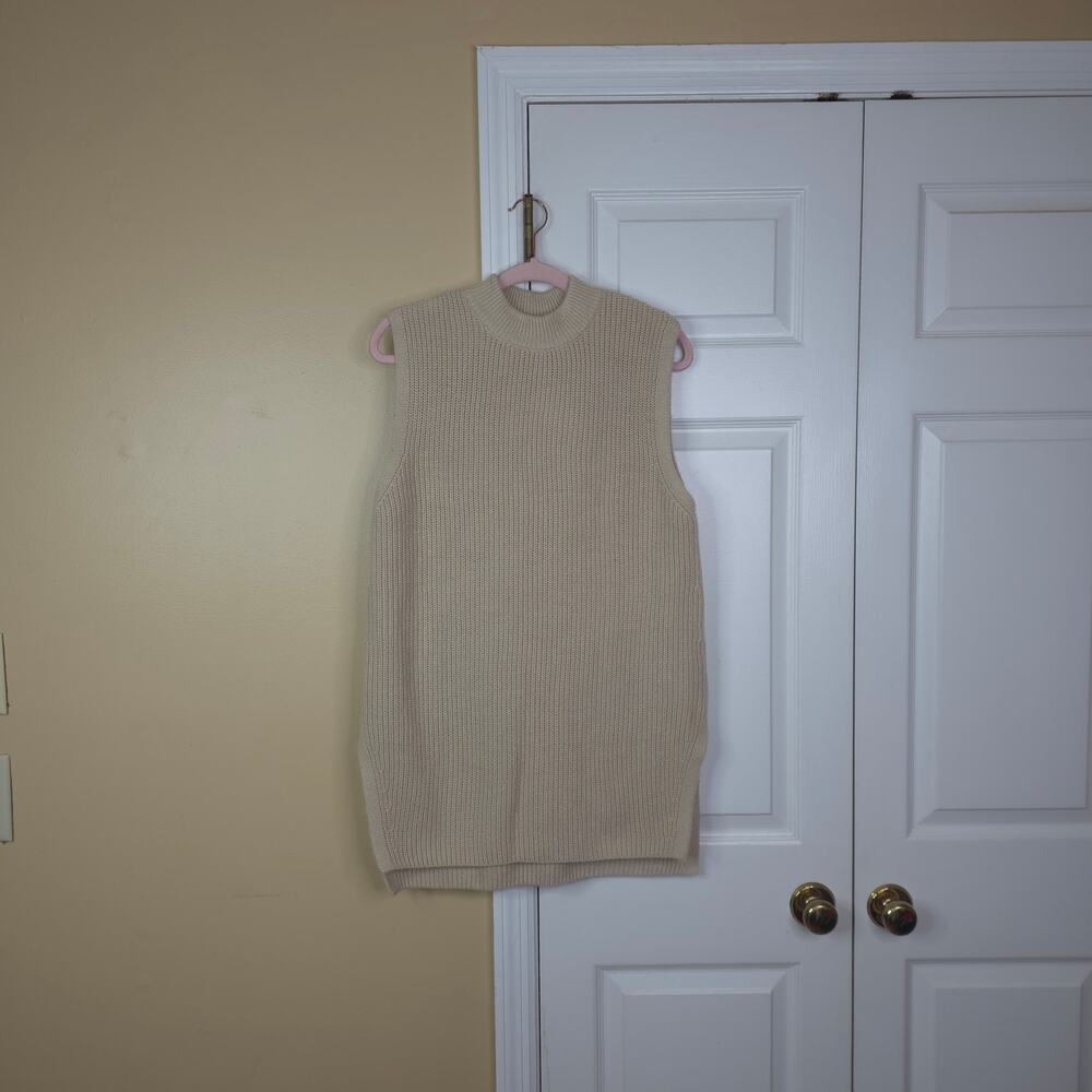 H&M Oversized Mock Neck Knit Sweater Vest in Tan Size S